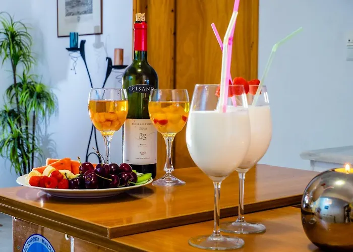 Voulias αpartments Kini